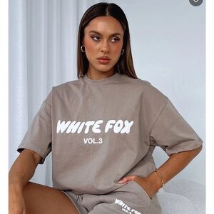 White Fox Offstage Oversized Tee XS/S